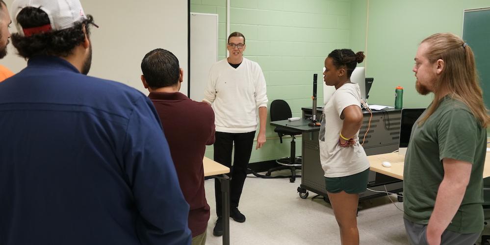 keason drawdy speaks with cybersecurity students